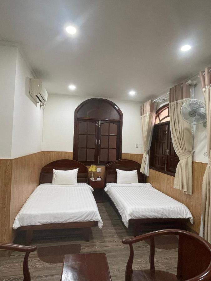 Отель Khach San Mekong Star Виньлонг Экстерьер фото