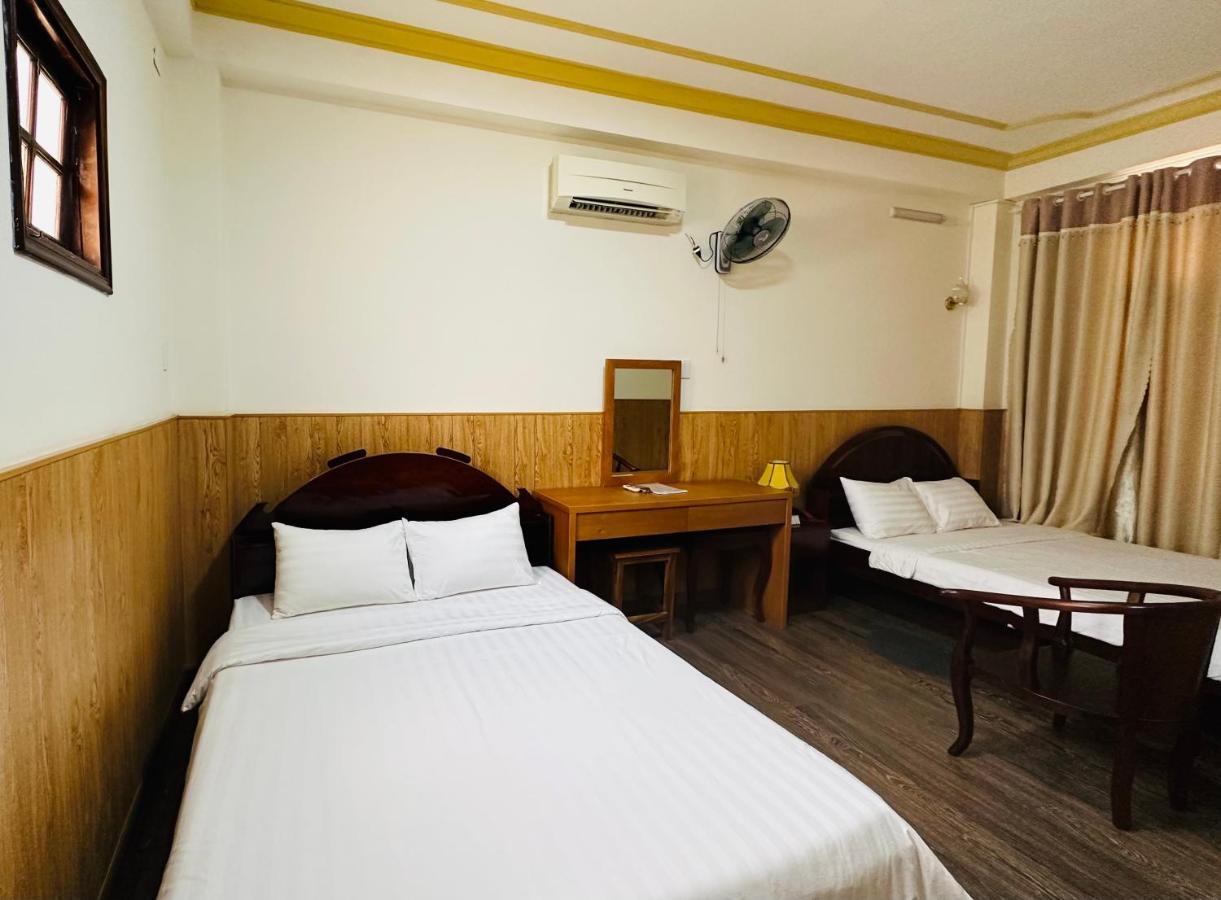 Отель Khach San Mekong Star Виньлонг Экстерьер фото