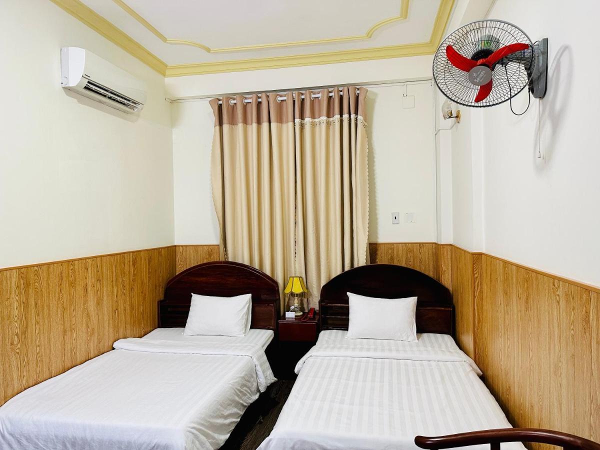 Отель Khach San Mekong Star Виньлонг Экстерьер фото